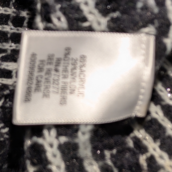 Vera Princess Cardigan sweater Size Small - Picture 4 of 4